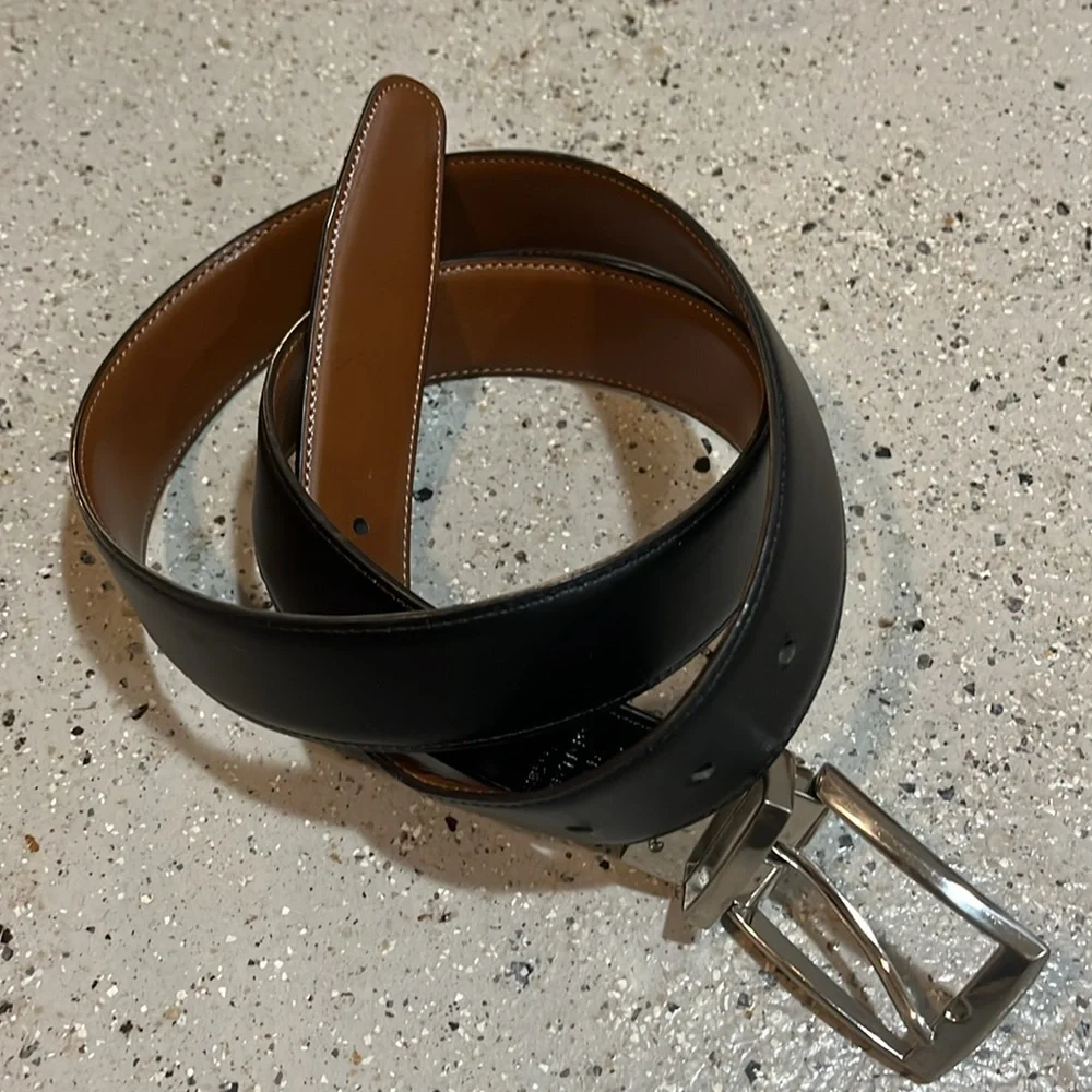 PERRY ELLIS AMIGO REVERSIBLE BELT BROWN OR BLACK WITH SILVERTONE BUCKLE SIZE 36